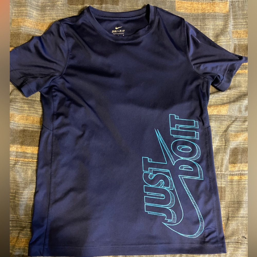Nike shirt
